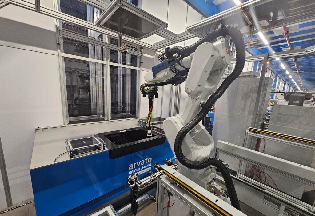 Nomagic robot Fiona at Arvato