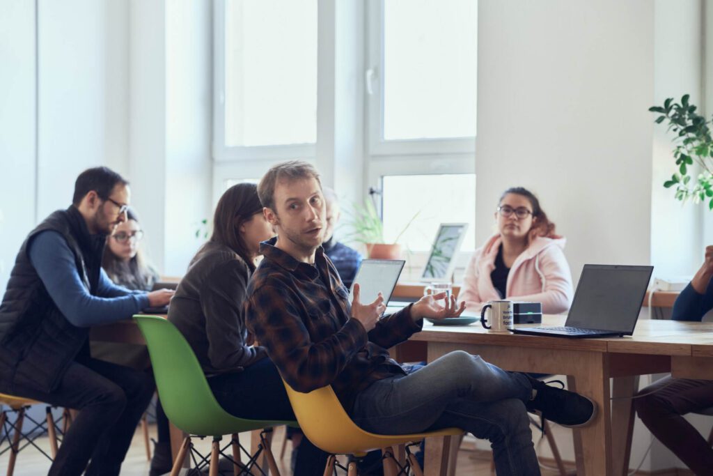 Séance de brainstorming nomagique avec Bartosz Lada